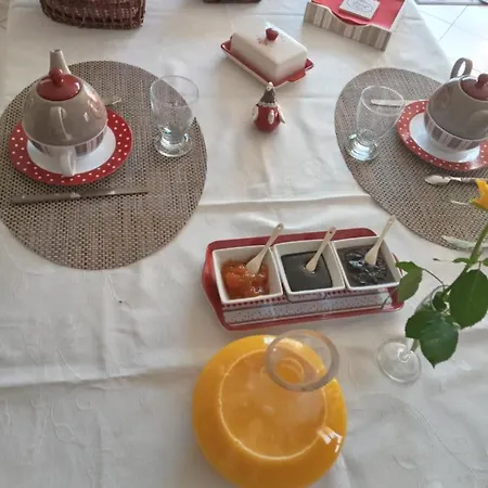 Nid Douillet A La Campagne Penzion