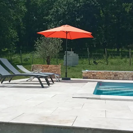 Nid Douillet A La Campagne 3*