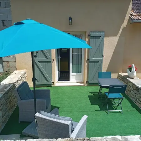 Nid Douillet A La Campagne