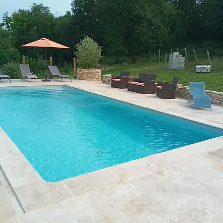 Nid Douillet A La Campagne Guest house Salviac